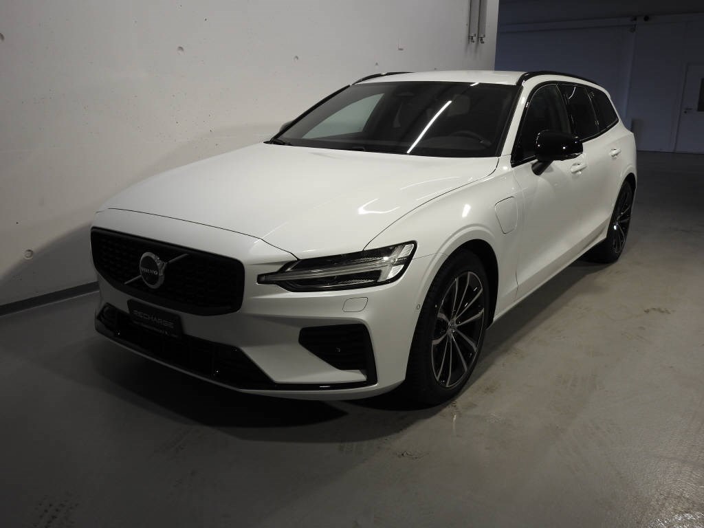 Volvo  2.0 T6 TE Plus Dark eAWD